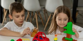 czy dyrektor żłobka może być jednoczenie opiekunem