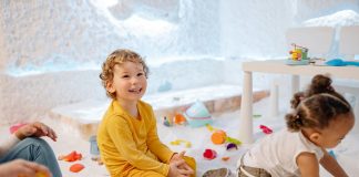 na co zwrócić uwagę wybierając kurs opiekunki dziecięcej w żłobku