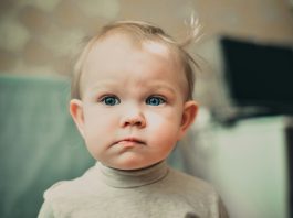 dlaczego nie należy podnosić głosu na dzieci w żłobku