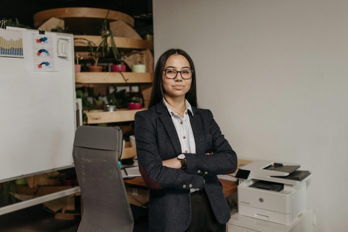sprawdź ile zarabia dyrektor żłobka