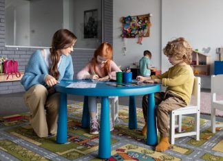 jak założyć punkt opieki dziennej dla dzieci