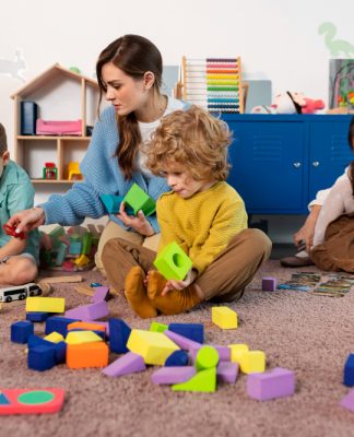 Organizacja pracy w żłobku – jak wygląda dzień i podział obowiązków? organizacja pracy w żłobku