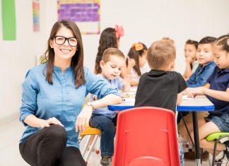 Ile godzin pracuje nauczyciel w przedszkolu